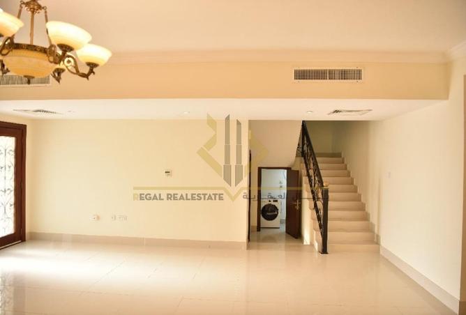 60225660 - Property Image 2