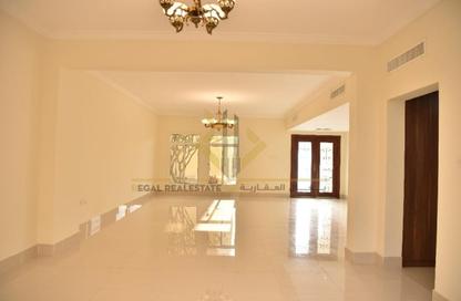Apartment - 4 Bedrooms - 5 Bathrooms for rent in Al Gharrafa - Al Gharrafa - Doha
