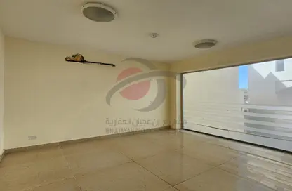 Shop - Studio for rent in Barwa Village - Barwa Village - Al Wakra