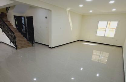 Compound - 3 - 3 for rent in Souk Al gharaffa - Al Gharrafa - Doha