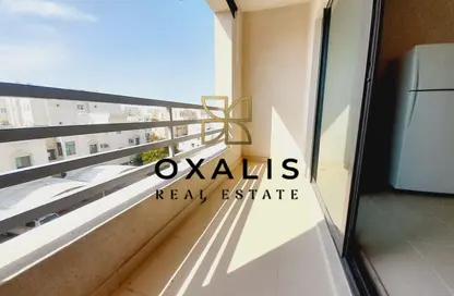 شقة - 2 غرف نوم - 2 حمامات للايجار في شارع المطار القديم - طريق المطار القديم - الدوحة