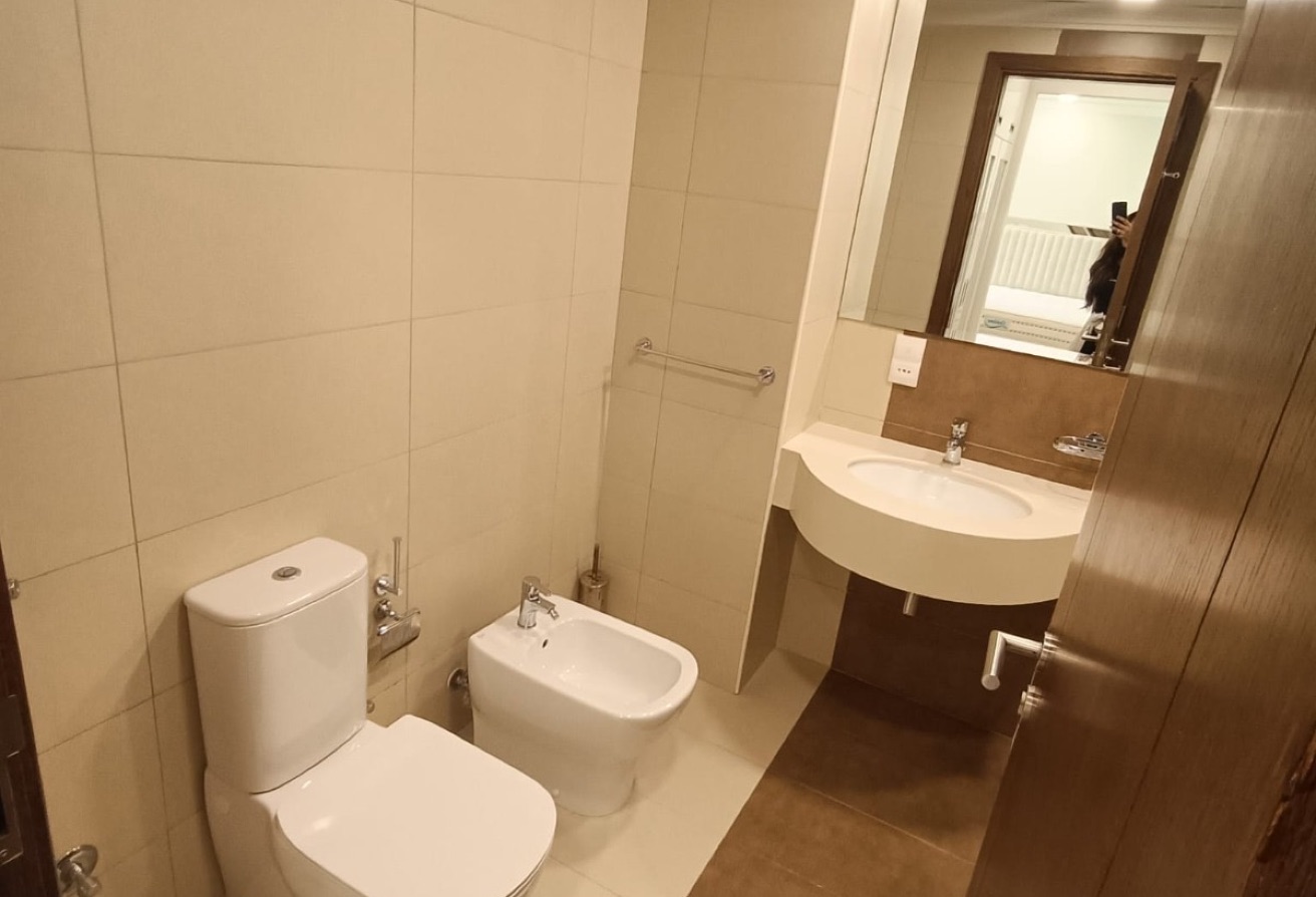 Modern 3BHK Apartment | Lusail Erkyah thumbnail 13