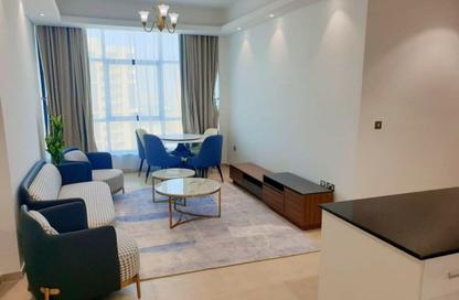 Apartment - 2 Bedrooms - 3 Bathrooms for rent in Marina Tower 02 - Marina District - Lusail