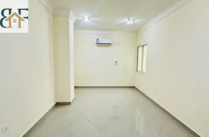 شقة - 2 غرف نوم - 2 حمامات للايجار في منتزه 7 - المنتزه - الدوحة