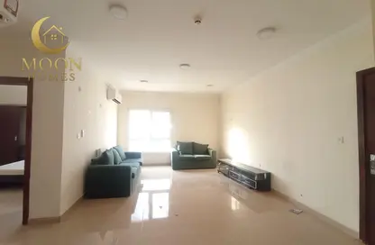 Apartment - 1 Bedroom - 1 Bathroom for rent in Umm Ghwailina Comm - Umm Ghuwalina - Umm Ghuwailina - Doha Apartment - 1 Bedroom - 1 Bathroom for rent in Umm Ghwailina Comm - Umm Ghuwalina - Umm Ghuwailina - Doha