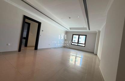 Apartment - 1 - 2 for rent in Tower 28 - Porto Arabia - The Pearl Island - Doha