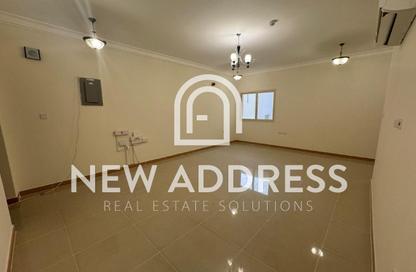 Apartment - 2 Bedrooms - 1 Bathroom for rent in Al Mansoura - Doha