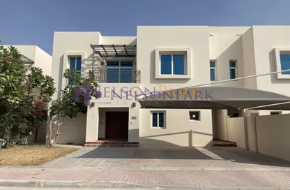 Villa - 3 Bedrooms - 4 Bathrooms for rent in Wadi Al Shaheeniya Street - Ain Khaled - Doha