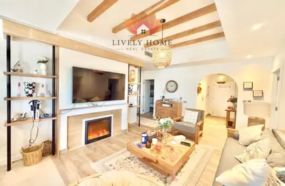 Apartment - 2 Bedrooms - 2 Bathrooms for rent in West Porto Drive - Porto Arabia - The Pearl Island - Doha
