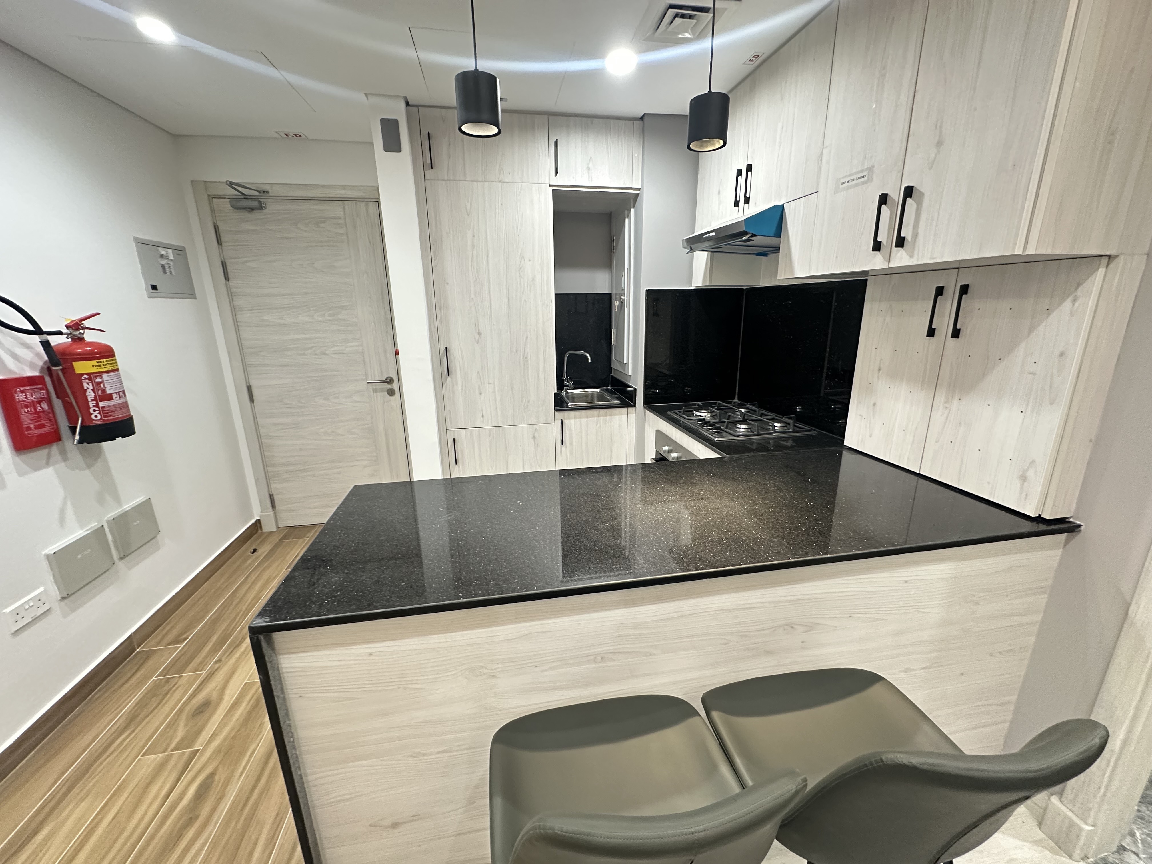 1 Bedroom |Including Bills Furnished | City View thumbnail 3