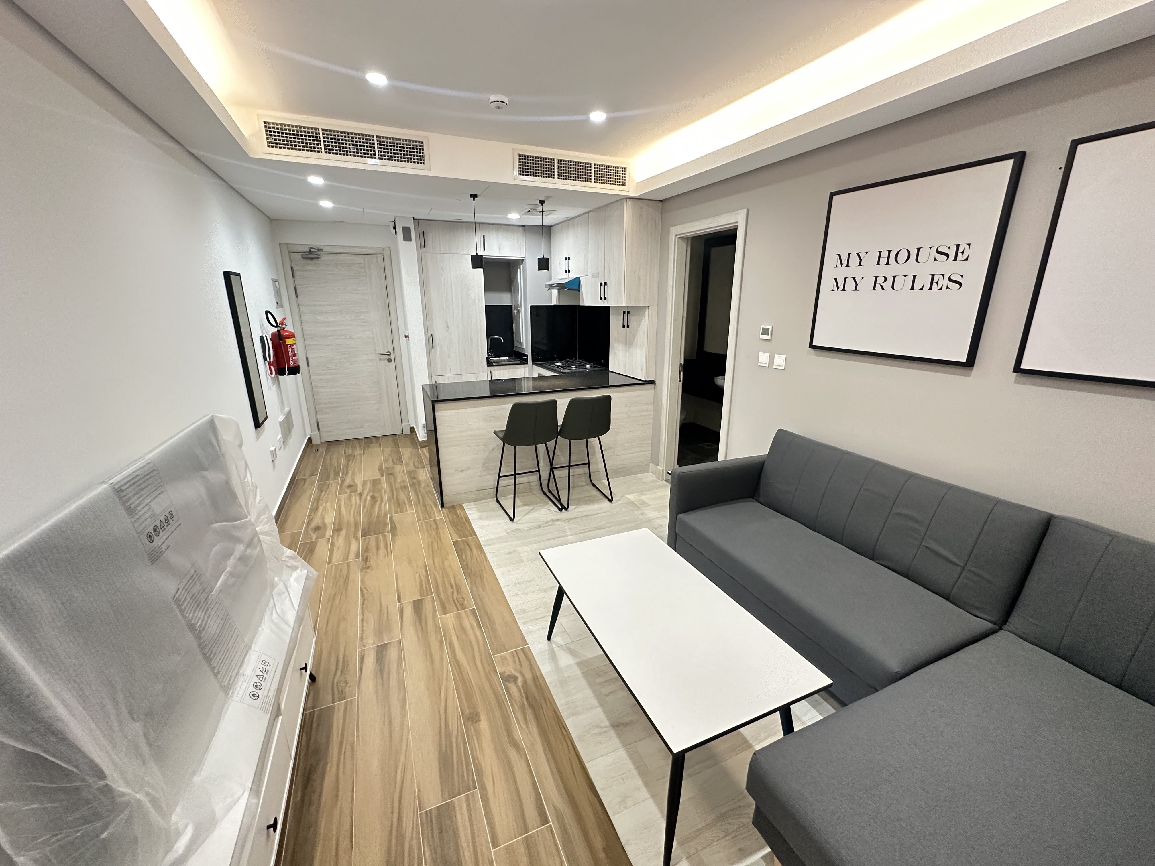 1 Bedroom |Including Bills Furnished | City View thumbnail 4