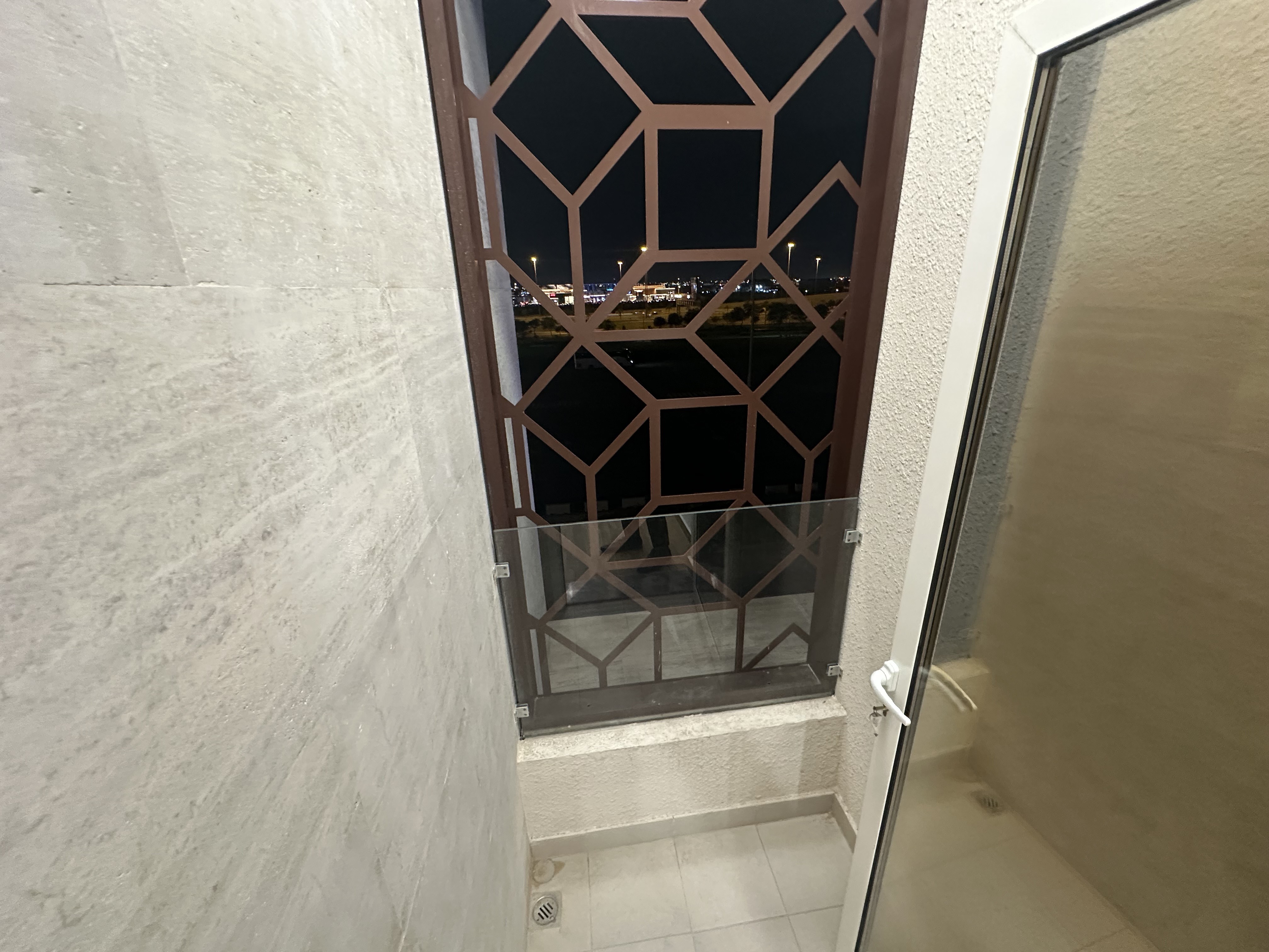 1 Bedroom |Including Bills Furnished | City View thumbnail 7