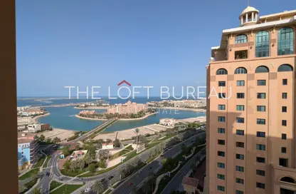 Apartment - 1 Bedroom - 2 Bathrooms for rent in Tower 13 - Porto Arabia - The Pearl Island - Doha