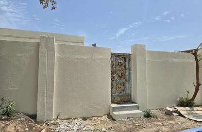 Villa - 4 Bedrooms - 4 Bathrooms for rent in Sumaysimah - Sumaysimah - Al Khor