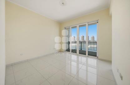 Apartment - 3 - 4 for sale in Viva East - Viva Bahriyah - The Pearl Island - Doha