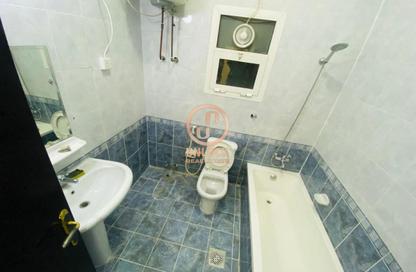 Compound - 5 Bedrooms - 4 Bathrooms for rent in Oriental Village - Al Aziziyah - Al Aziziyah - Doha