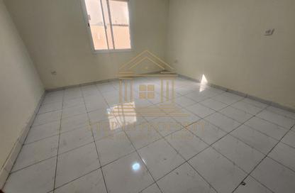 Apartment - 5 Bedrooms - 5 Bathrooms for rent in Ain Khaled Villas - Ain Khaled - Doha Apartment - 5 Bedrooms - 5 Bathrooms for rent in Ain Khaled Villas - Ain Khaled - Doha