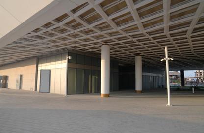 Shop - Studio for rent in Qetaifan Islands - Lusail
