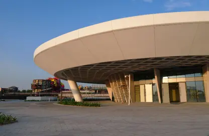 Shop - Studio for rent in Qetaifan Islands - Lusail