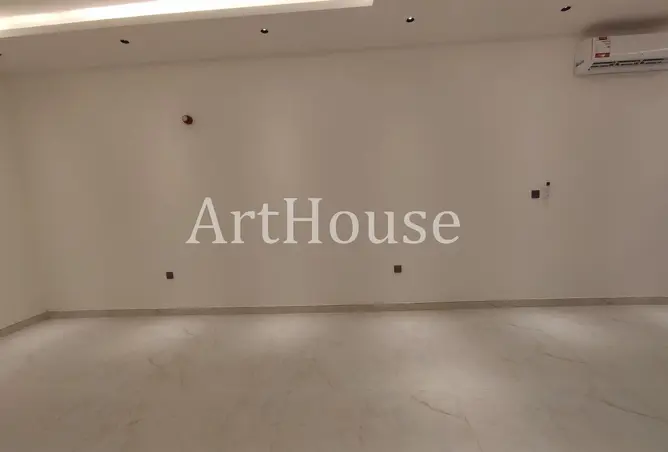 63304952 - Property Image 2