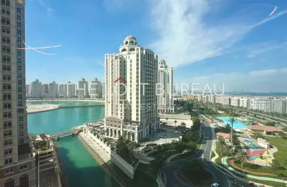 Apartment - 2 Bedrooms - 3 Bathrooms for rent in Floresta Gardens - Floresta Gardens - The Pearl Island - Doha