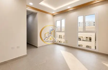 Apartment - 1 Bedroom - 2 Bathrooms for rent in Umm Ghwailina Comm - Umm Ghuwalina - Umm Ghuwailina - Doha