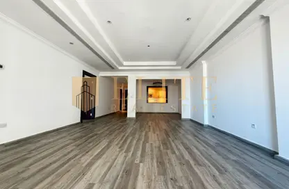 Apartment - 1 Bedroom - 2 Bathrooms for sale in Porto Arabia Townhouses - Porto Arabia - The Pearl Island - Doha