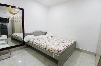 Apartment - Studio - 1 Bathroom for rent in Umm Ghuwailina 4 - Umm Ghuwailina - Doha