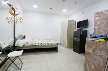 Apartment - Studio - 1 Bathroom for rent in Umm Ghuwailina 4 - Umm Ghuwailina - Doha Apartment - Studio - 1 Bathroom for rent in Umm Ghuwailina 4 - Umm Ghuwailina - Doha