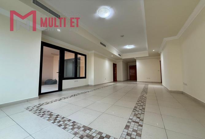 1027765 - Property Image 2