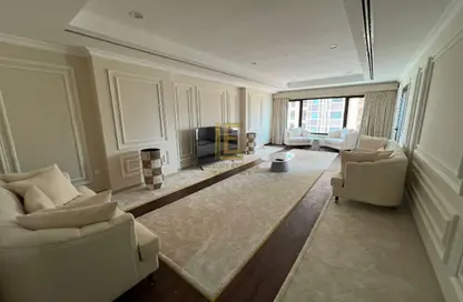 Apartment - 2 Bedrooms - 3 Bathrooms for rent in East Porto Drive - Porto Arabia - The Pearl Island - Doha