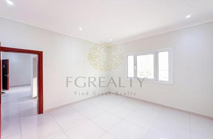 Whole Building - Studio - 2 for sale in Hadramout Street - Doha Al Jadeed - Doha