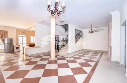 مجمع سكني - 5 غرف نوم - 5 حمامات للايجار في منطقة الداون تاون - وسط المدينة - الخور