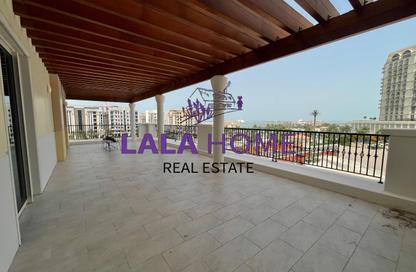 Apartment - 2 Bedrooms - 3 Bathrooms for rent in Viva Central - Viva Bahriyah - The Pearl Island - Doha