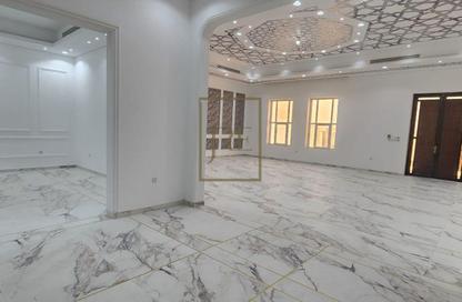 Villa - 7 Bedrooms - 7+ Bathrooms for sale in Umm Salal Mahammad - Umm Salal City - Doha