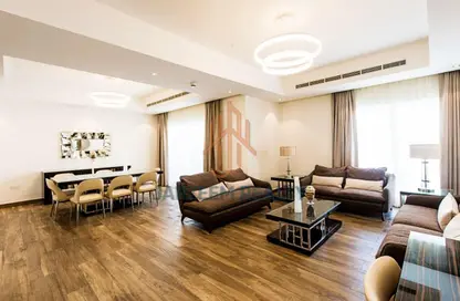 فيلا - 4 غرف نوم - 4 حمامات للايجار في مركز المدينة - مدينة قطر الترفيهية - الوسيل