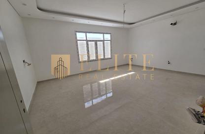Villa - 7 - 7+ for sale in Al Wukair - Al Wukair - Al Wakra
