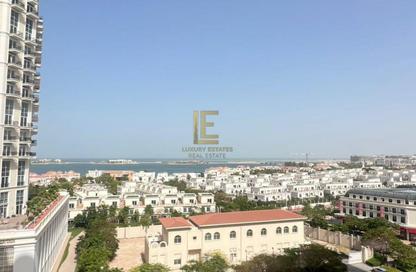 Apartment - 1 Bedroom - 2 Bathrooms for rent in Viva West - Viva Bahriyah - The Pearl Island - Doha