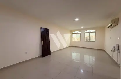 Apartment - 2 Bedrooms - 2 Bathrooms for rent in Al Sadd Road - Al Sadd - Doha