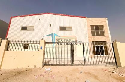 Warehouse - Studio - 6 Bathrooms for rent in East Industrial Street - Birkat Al Awamer - Al Wakra