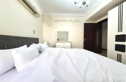 Apartment - 2 Bedrooms - 3 Bathrooms for rent in Anas Street - Fereej Bin Mahmoud North - Fereej Bin Mahmoud - Doha