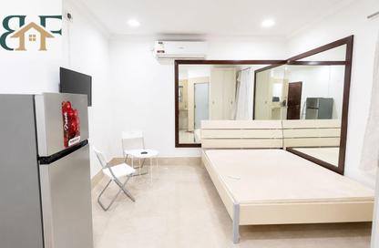 Apartment - Studio - 1 Bathroom for rent in Umm Ghwailina Comm - Umm Ghuwalina - Umm Ghuwailina - Doha