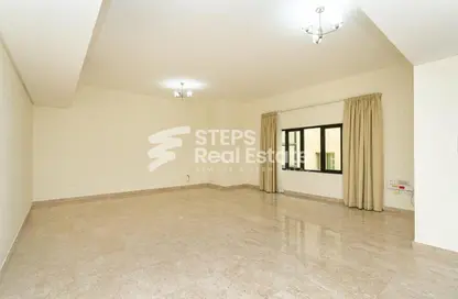 Apartment - 2 Bedrooms - 2 Bathrooms for rent in Al Mansoura - Al Mansoura - Doha