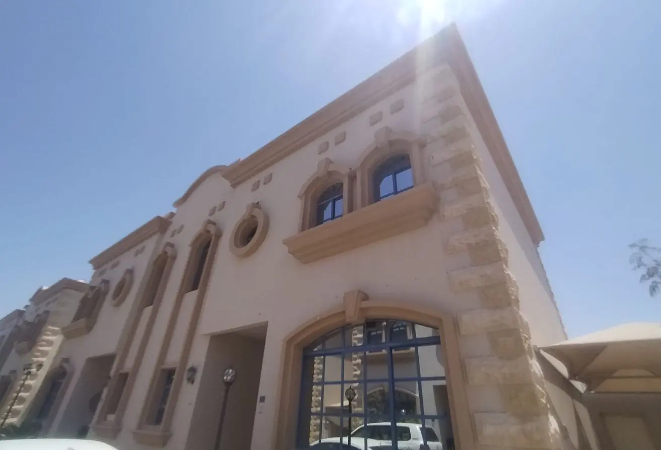 63977037 - Property Main Image