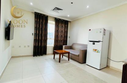 Apartment - 1 Bedroom - 1 Bathroom for rent in Umm Ghwailina Comm - Umm Ghuwalina - Umm Ghuwailina - Doha Apartment - 1 Bedroom - 1 Bathroom for rent in Umm Ghwailina Comm - Umm Ghuwalina - Umm Ghuwailina - Doha