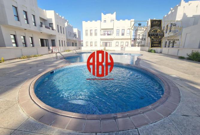 53423656 - Property Image 3