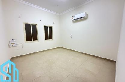 Apartment - 1 Bedroom - 1 Bathroom for rent in Wholesale Market Street - Abu Hamour - Doha Apartment - 1 Bedroom - 1 Bathroom for rent in Wholesale Market Street - Abu Hamour - Doha