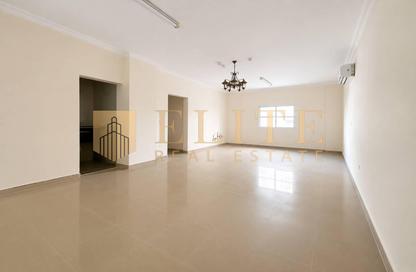Apartment - 3 Bedrooms - 4 Bathrooms for rent in EB12 - Fereej Bin Mahmoud North - Fereej Bin Mahmoud - Doha