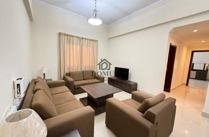 Apartment - 2 Bedrooms - 2 Bathrooms for rent in Anas Street - Fereej Bin Mahmoud North - Fereej Bin Mahmoud - Doha