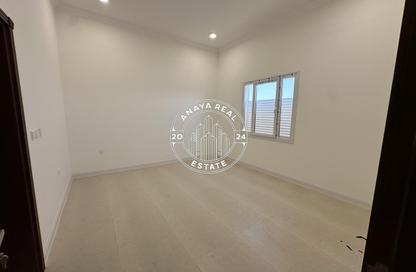 Penthouse - 1 - 2 for rent in Ammar Bin Yasser Street - Al Aziziyah - Doha